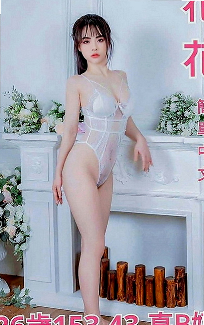 大里外約按摩：蕭蕭 |火辣少婦|164cm|53kg|E罩杯|19歲|玩法大膽 配合度高 身材非常的柔軟 可以解鎖很多姿勢哦
