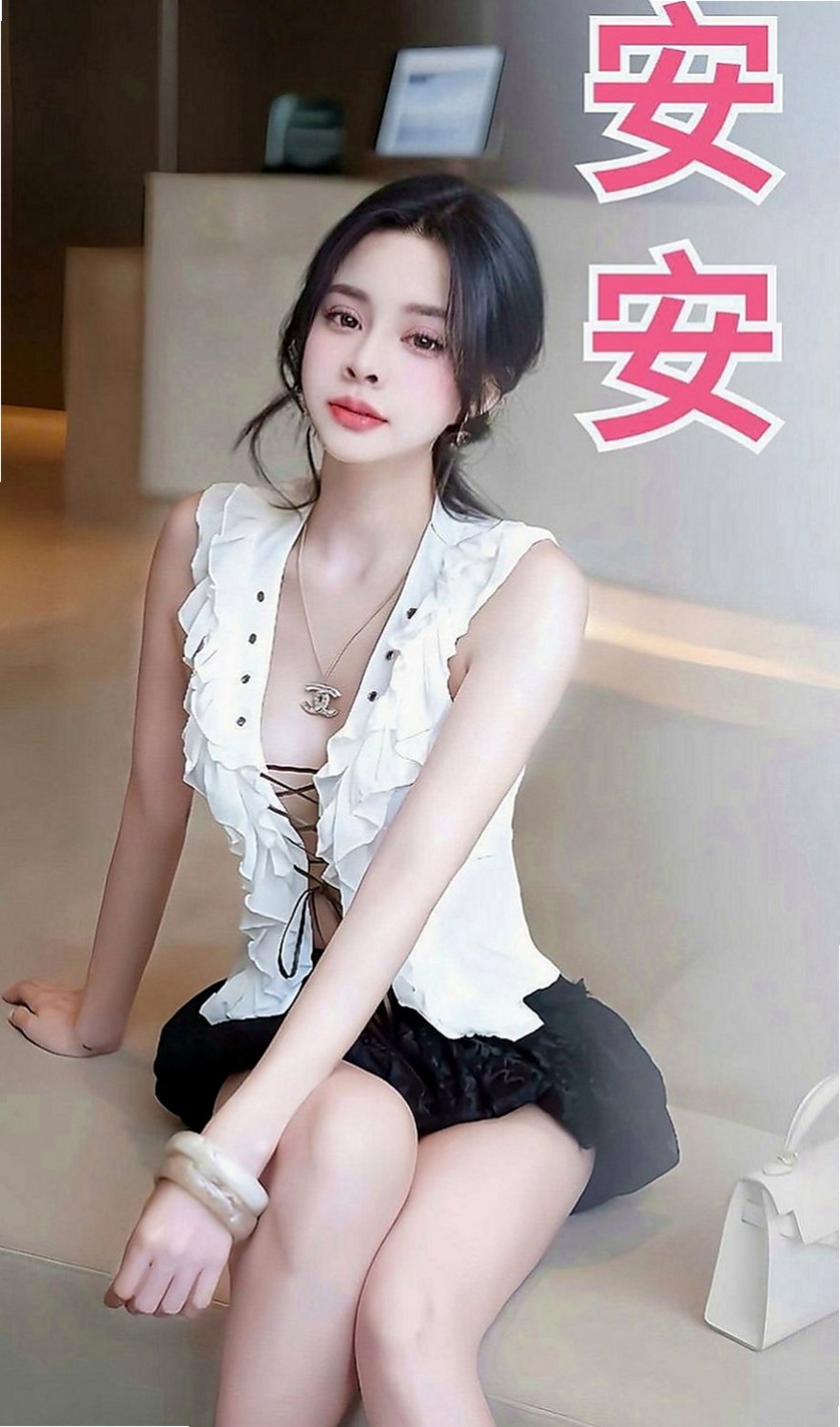 新化找妹妹：希羅 |長腿模特|166cm|50kg|E罩杯|22歲|大咪咪 皮膚光滑白皙 都是少婦結婚沒有多久