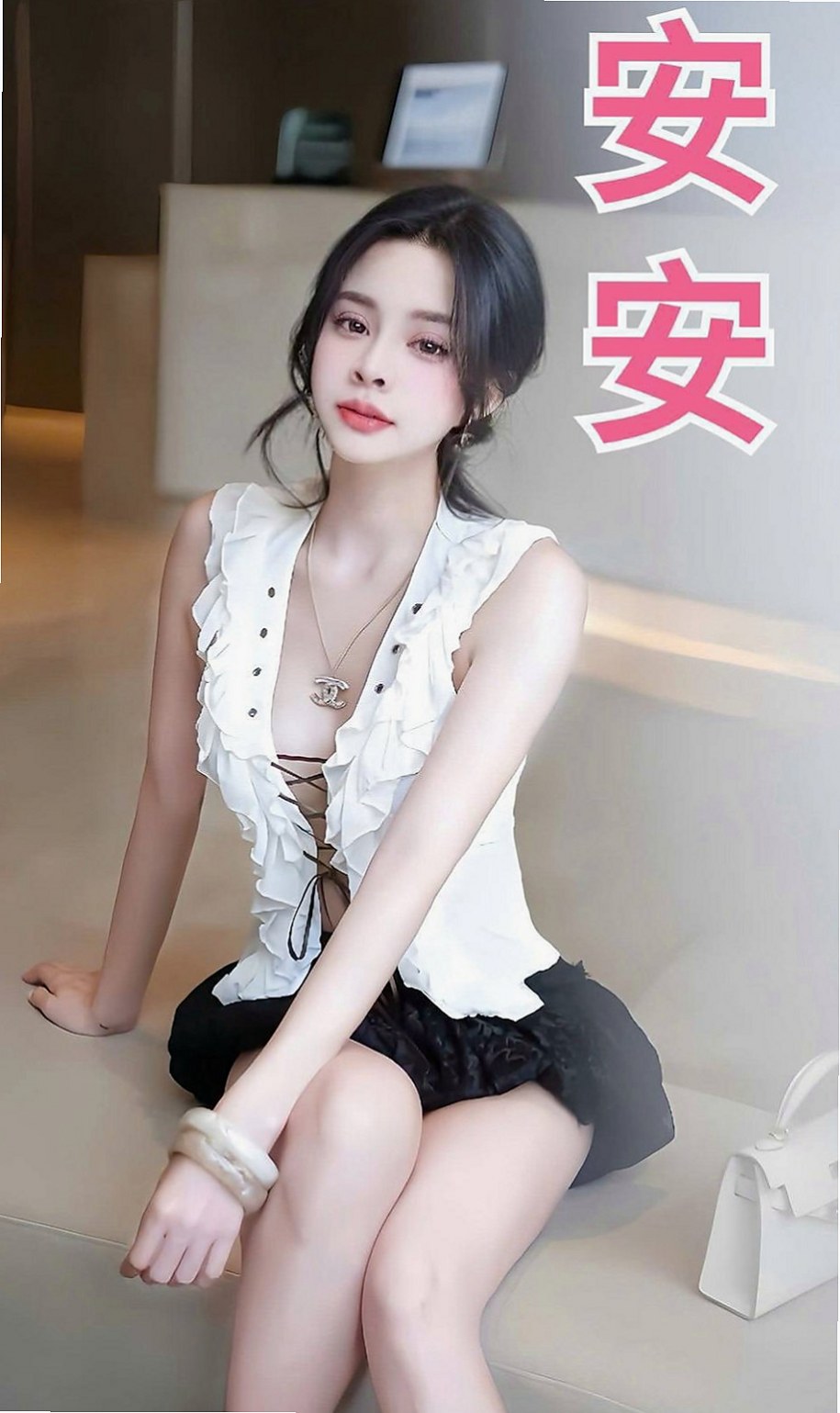 新化找妹妹：希羅 |長腿模特|166cm|50kg|E罩杯|22歲|大咪咪 皮膚光滑白皙 都是少婦結婚沒有多久
