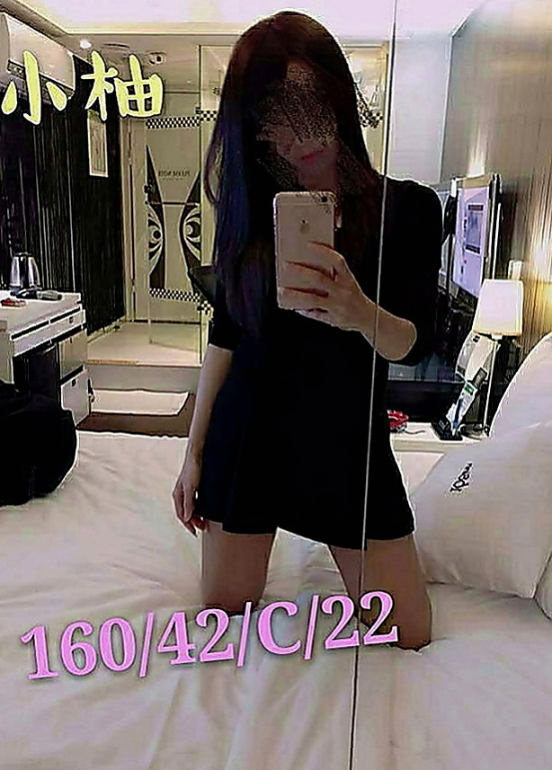 下營外賣茶：言凌 |鄰家妹妹|168cm|53kg|C罩杯|19歲|熱情健談主動 床上淫蕩破表  滿足你各個感官 叫床的聲音