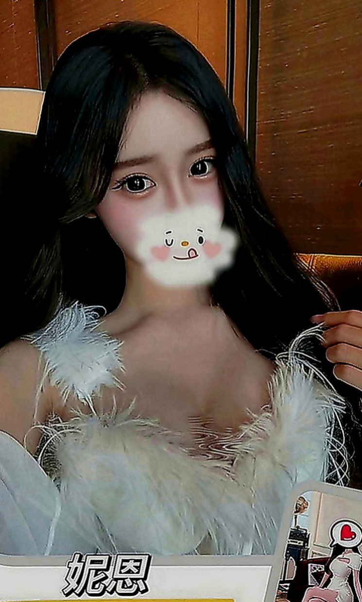 台北小姐外送：小多咪 |美甲師|167cm|46kg|D罩杯|21歲|放寒假在家裡真的很無聊 又沒有男友 想要的時候也沒有辦法解決