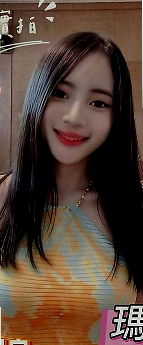 沙鹿外送服務：薇妮 |高中學妹|164cm|55kg|E罩杯|24歲|介紹：清純的外表 小隻馬的最愛 皮膚白嫩  小隻馬型 身高雖然不高 腰身算是體曼妙的