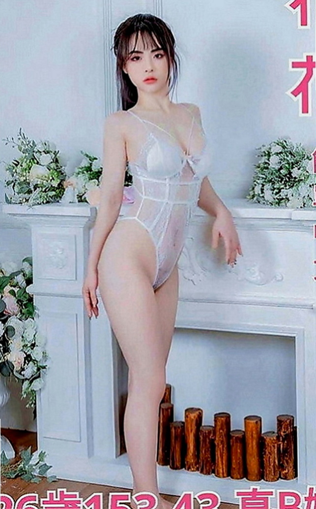 大里外約按摩：蕭蕭 |火辣少婦|164cm|53kg|E罩杯|19歲|玩法大膽 配合度高 身材非常的柔軟 可以解鎖很多姿勢哦